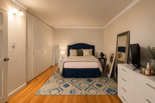 8439 153rd Ave Apt 4J, New York City, NY 11414