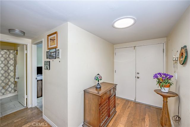 26333 Long Oak Drive, Newhall, CA 91321