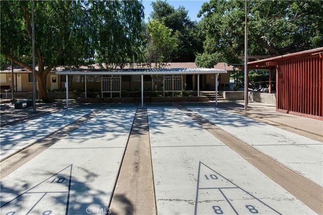 26333 Long Oak Drive, Newhall, CA 91321