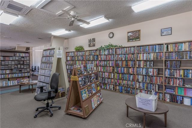 26333 Long Oak Drive, Newhall, CA 91321