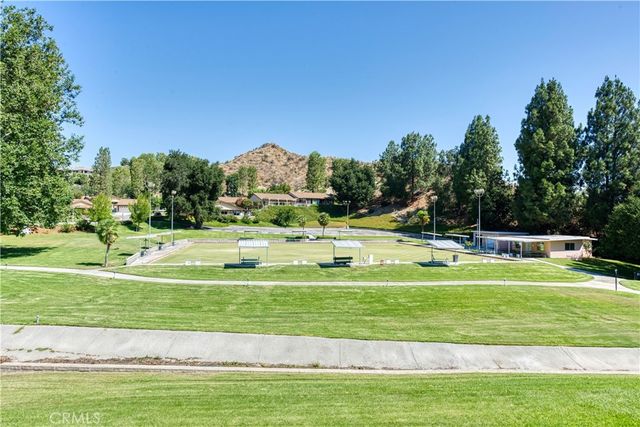 26333 Long Oak Drive, Newhall, CA 91321