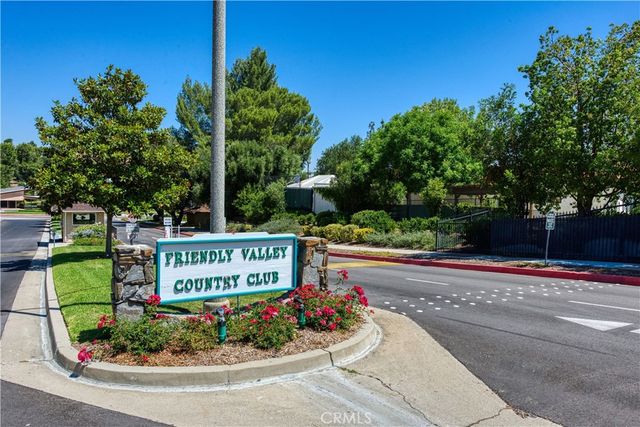 26333 Long Oak Drive, Newhall, CA 91321