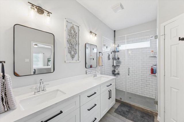 26550 Armadillo Drive, Hempstead, TX 77445