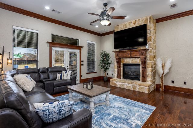 82 Gapwedge Drive, Durant, OK 74701