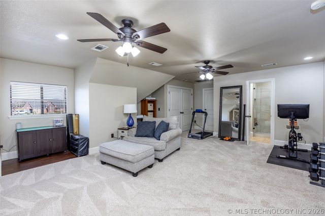 82 Gapwedge Drive, Durant, OK 74701