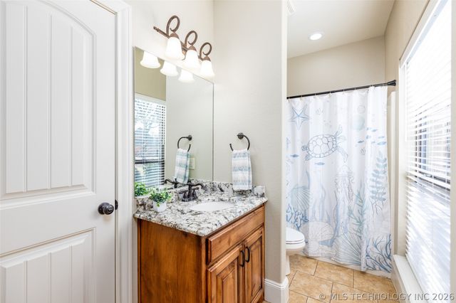 82 Gapwedge Drive, Durant, OK 74701