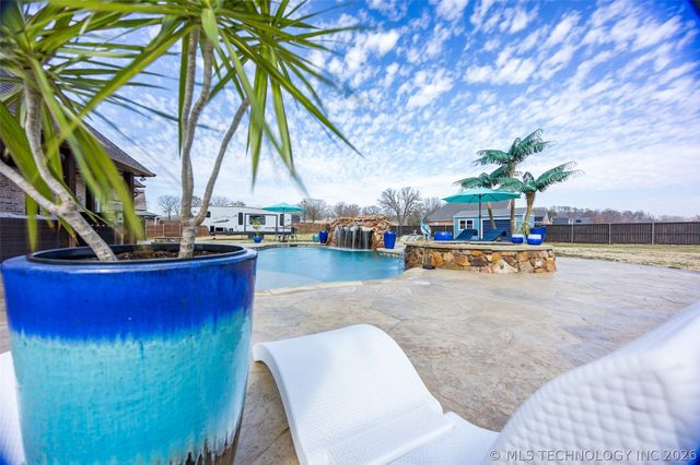 82 Gapwedge Drive, Durant, OK 74701