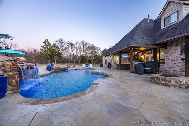 82 Gapwedge Drive, Durant, OK 74701