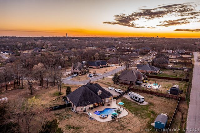 82 Gapwedge Drive, Durant, OK 74701