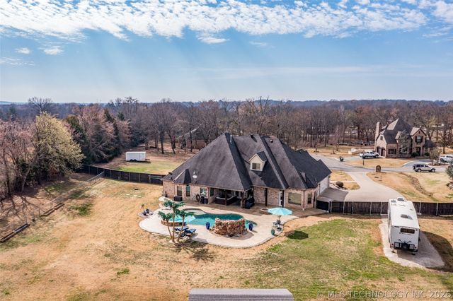 82 Gapwedge Drive, Durant, OK 74701