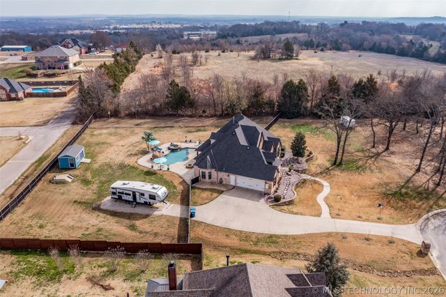 82 Gapwedge Drive, Durant, OK 74701