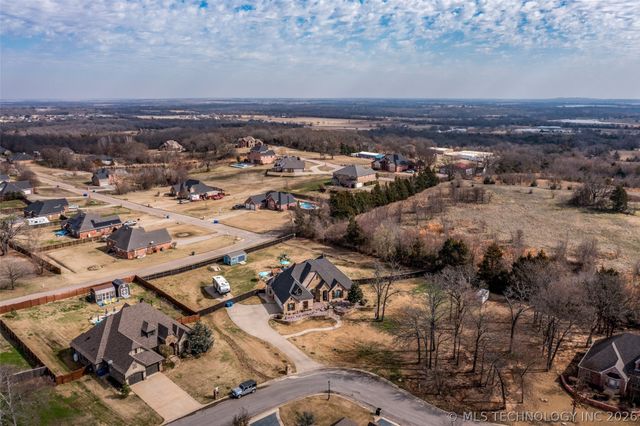 82 Gapwedge Drive, Durant, OK 74701