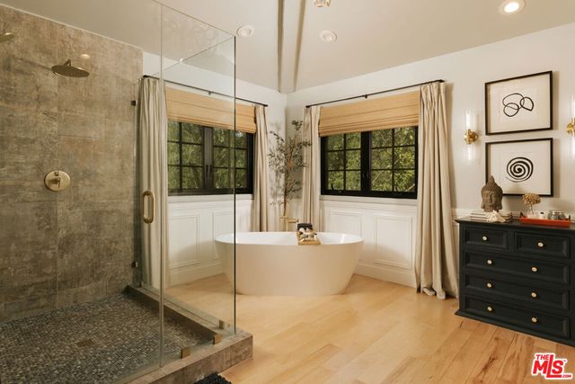 1285 Falling Star Avenue, Westlake Village, CA 91362