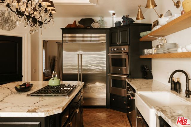 1285 Falling Star Avenue, Westlake Village, CA 91362