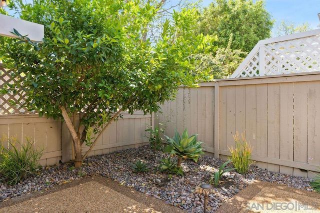 598 Rockport Ct., Encinitas, CA 92024