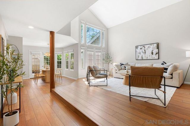 598 Rockport Ct., Encinitas, CA 92024