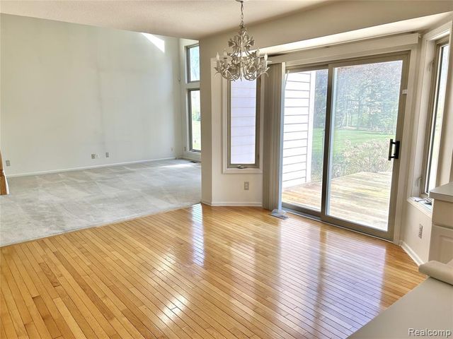 4197 Lake Forest Drive, Ann Arbor, MI 48108