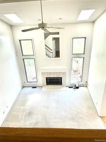 4197 Lake Forest Drive, Ann Arbor, MI 48108
