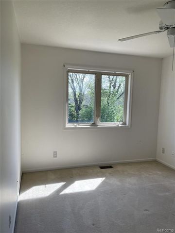 4197 Lake Forest Drive, Ann Arbor, MI 48108