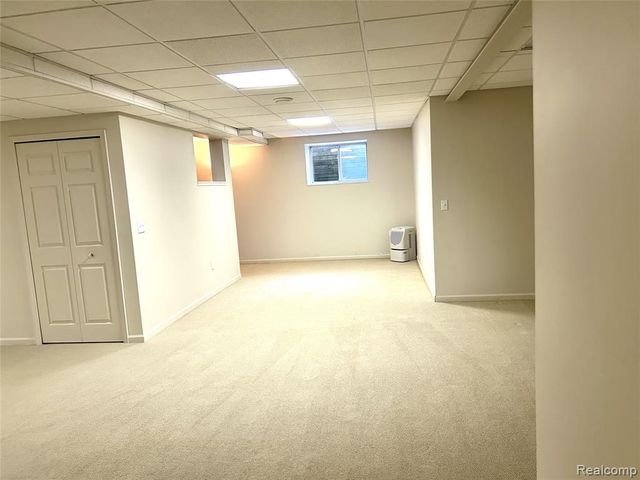 4197 Lake Forest Drive, Ann Arbor, MI 48108