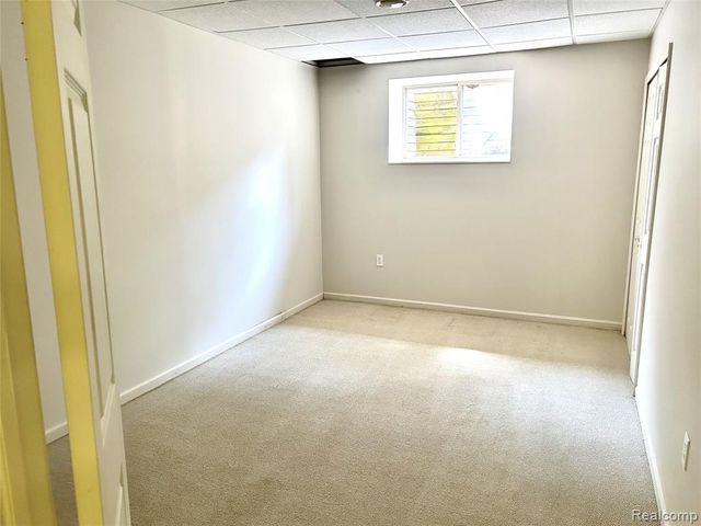 4197 Lake Forest Drive, Ann Arbor, MI 48108