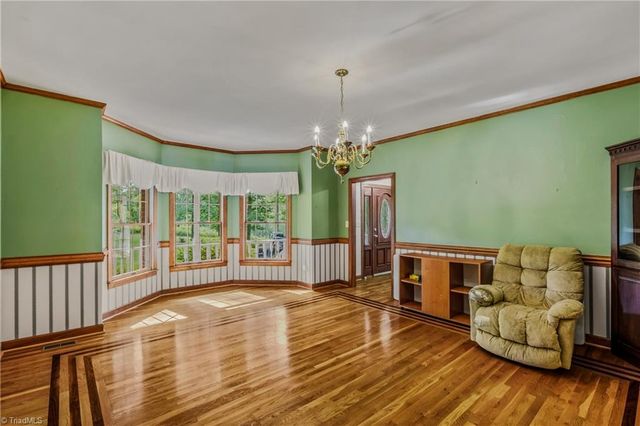 158 Oakmont Place, Mount Airy, NC 27030