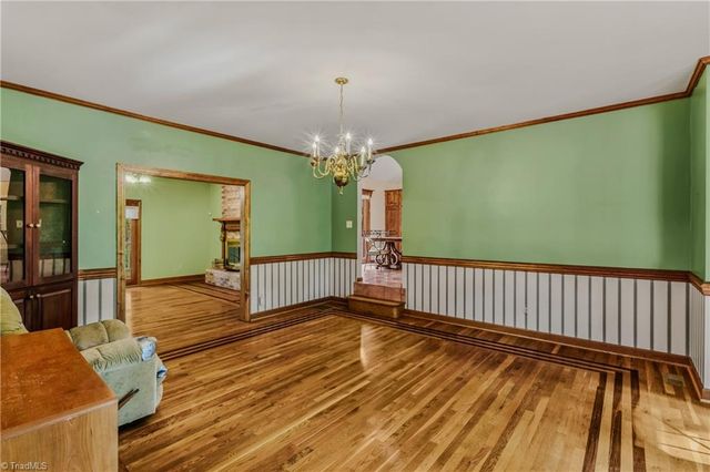 158 Oakmont Place, Mount Airy, NC 27030