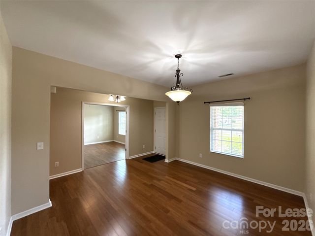 13320 Hunting Birds Lane, Charlotte, NC 28278