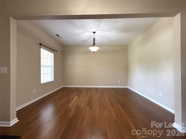 13320 Hunting Birds Lane, Charlotte, NC 28278