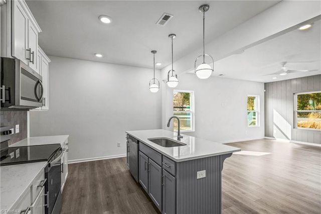 4010 Aster Point Court, Pfafftown, NC 27040