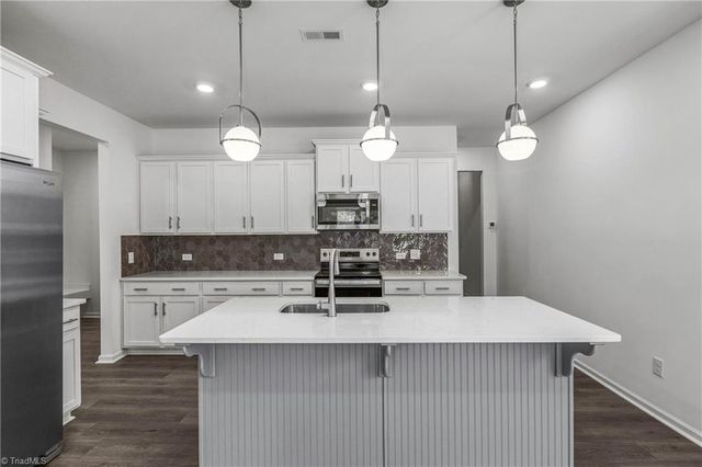 4010 Aster Point Court, Pfafftown, NC 27040