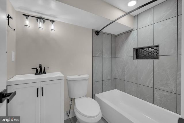 2418 E CHASE ST, Baltimore, MD 21213