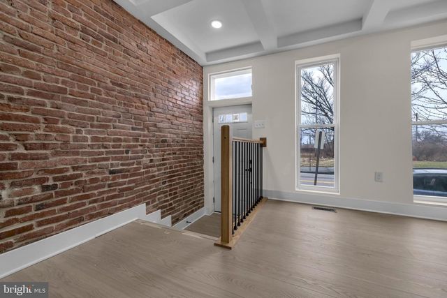 2418 E CHASE ST, Baltimore, MD 21213