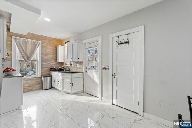 221 Westfield Avenue, Roselle Park, NJ 07204