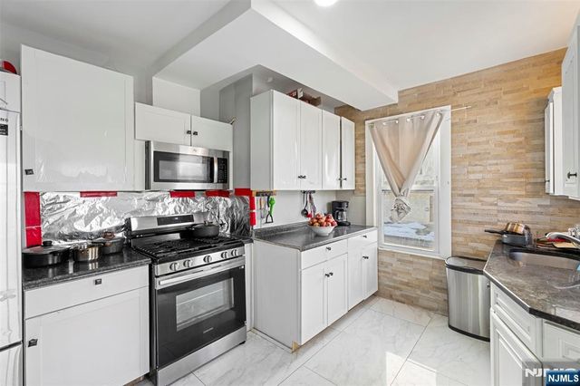 221 Westfield Avenue, Roselle Park, NJ 07204