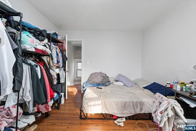 221 Westfield Avenue, Roselle Park, NJ 07204