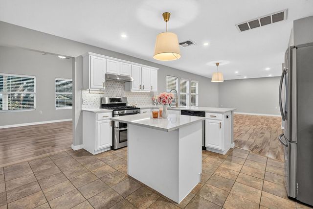 1703 Mimosa LN, Leander, TX 78641