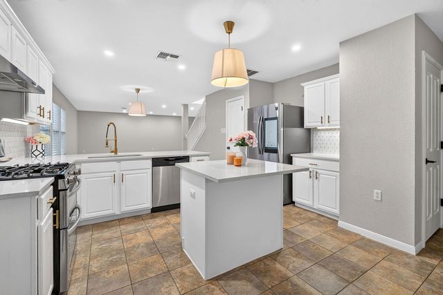 1703 Mimosa LN, Leander, TX 78641