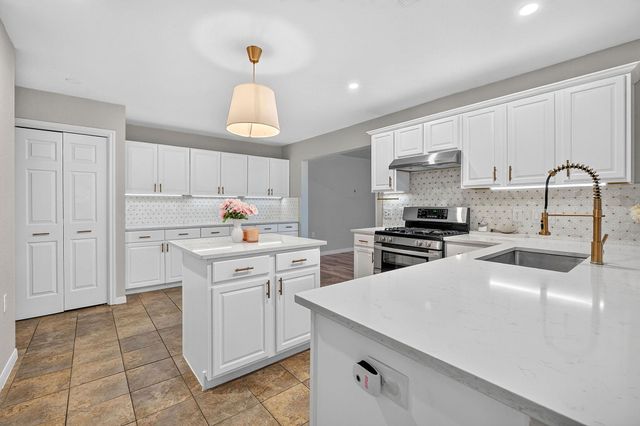 1703 Mimosa LN, Leander, TX 78641