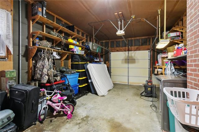 1815 Meadowview DR, Yorktown, VA 23693
