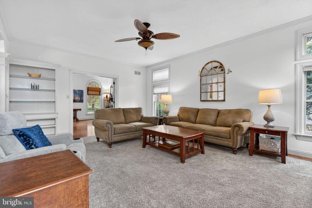 209 HEATHERSTONE WAY, Lancaster, PA 17601