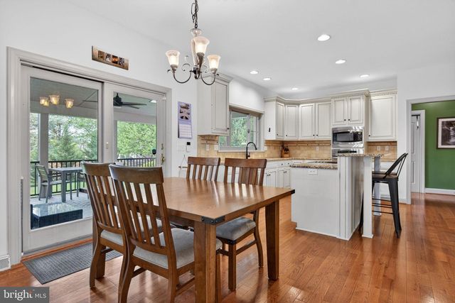 209 HEATHERSTONE WAY, Lancaster, PA 17601
