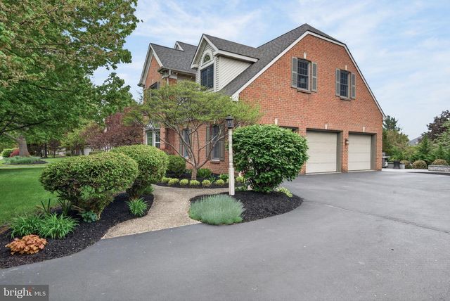 209 HEATHERSTONE WAY, Lancaster, PA 17601