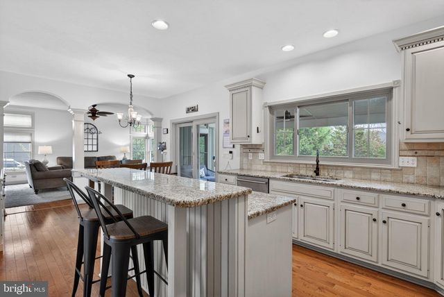 209 HEATHERSTONE WAY, Lancaster, PA 17601