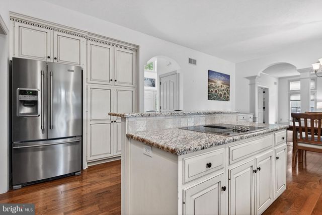 209 HEATHERSTONE WAY, Lancaster, PA 17601