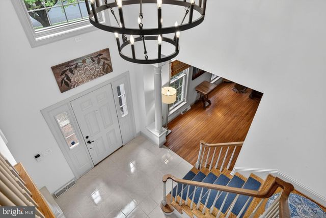 209 HEATHERSTONE WAY, Lancaster, PA 17601