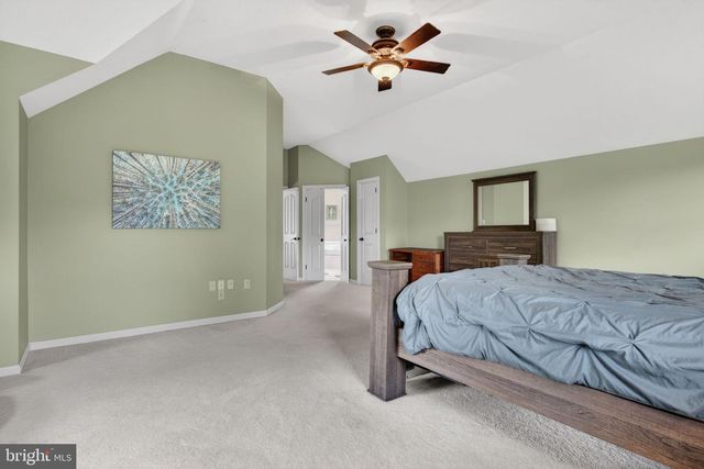 209 HEATHERSTONE WAY, Lancaster, PA 17601