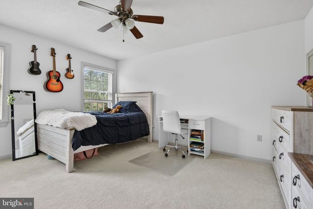 209 HEATHERSTONE WAY, Lancaster, PA 17601