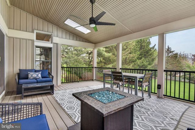 209 HEATHERSTONE WAY, Lancaster, PA 17601