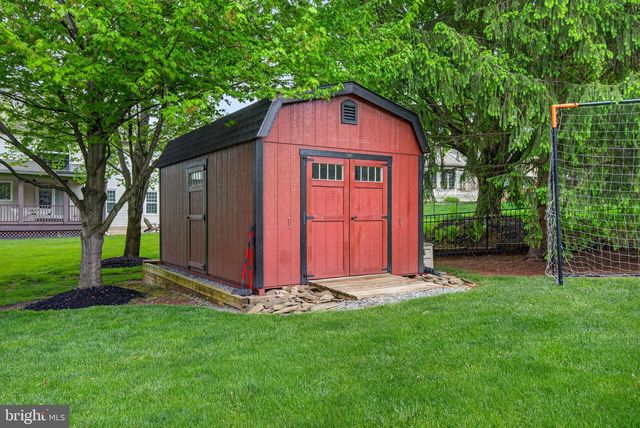 209 HEATHERSTONE WAY, Lancaster, PA 17601